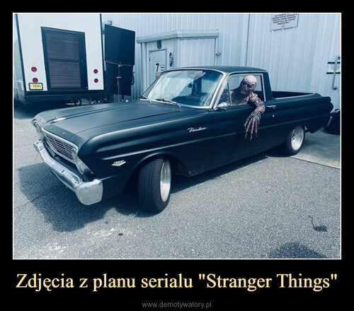 Zdjęcia z planu serialu "Stranger Things"